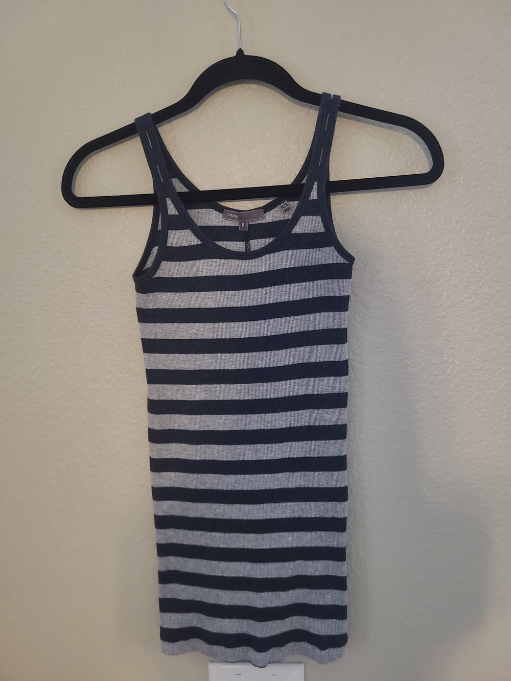 Vince Navy Blue & Gray Stripped Tank Top Sleeveless Size Small